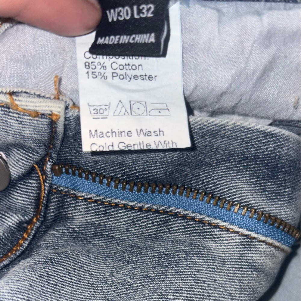 Lace-Up Denim Jeans - Picture 7 of 8
